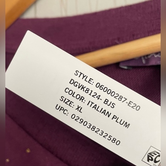 84. NWT Gloria Vanderbilt Rhinestone Hacci Top Italian Plum - Picture 5 of 8